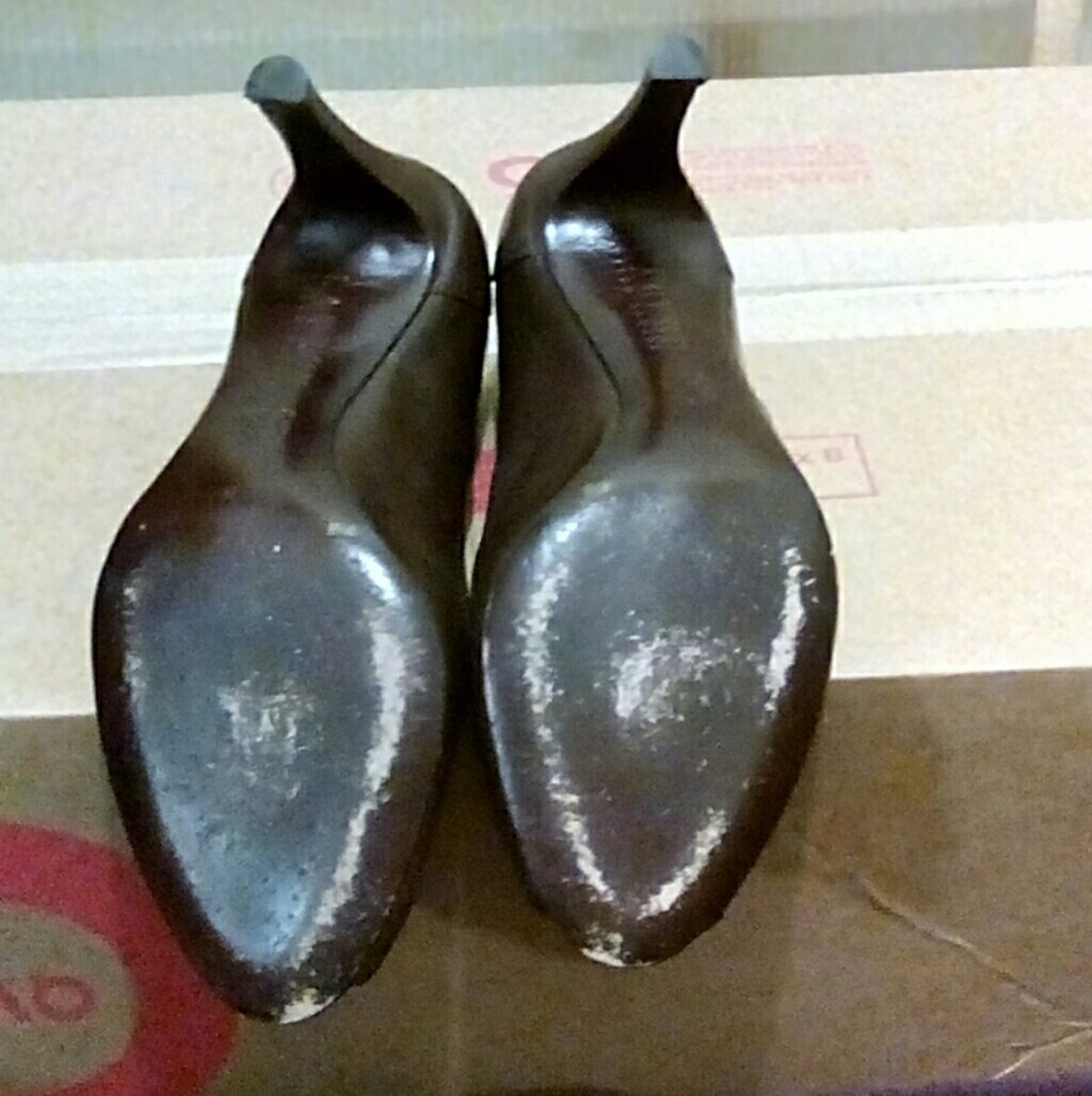 Shoes - Picture 4 of 4